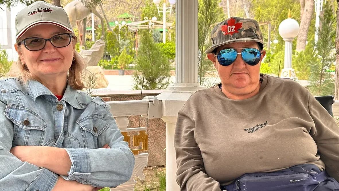 wie komme ich nach turkmenistan